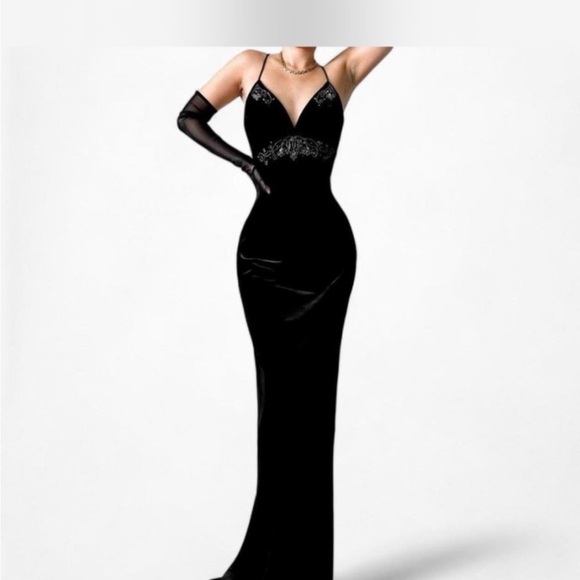 Black hand beaded vintage y2k prom, hoco, upscale maxi dress - Picture 2 of 6